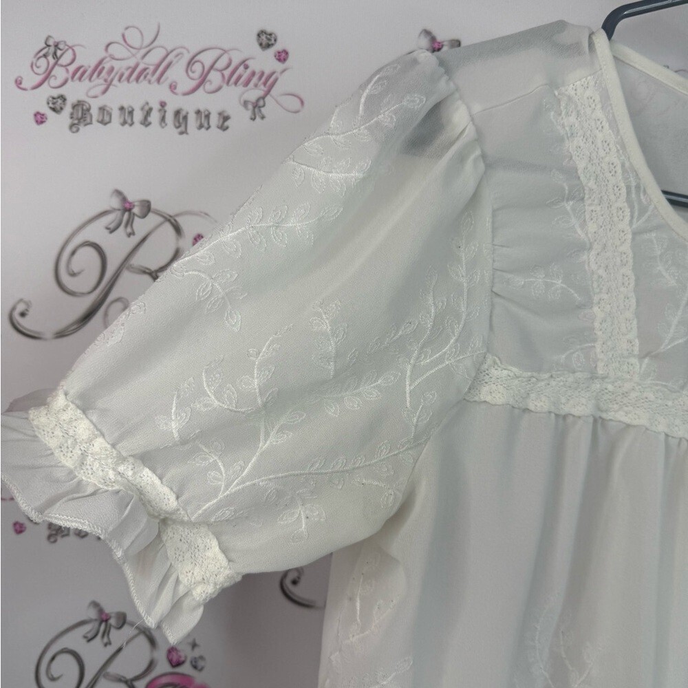 Rebellion T-shirt floral embroidered mesh flowers button up Ivory Floral Blouse - Picture 5 of 12